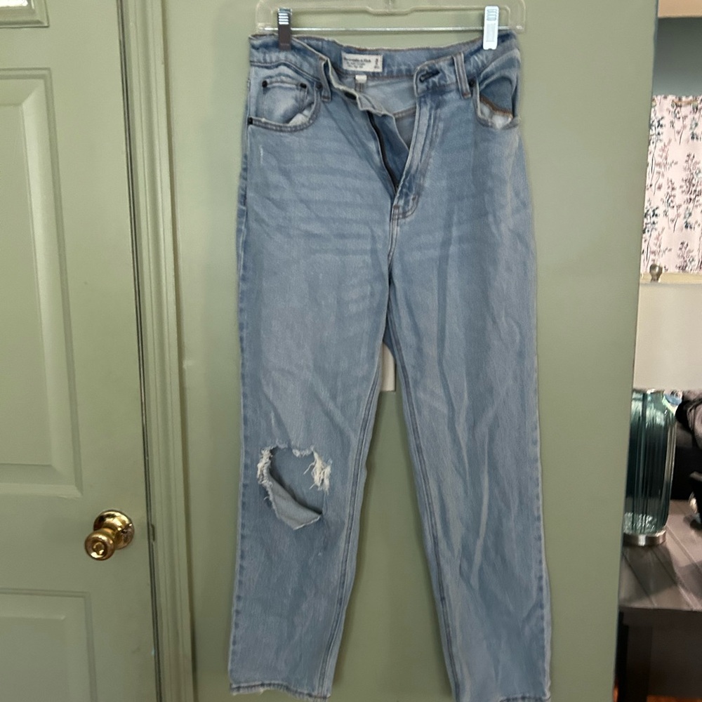 Abercrombie & Fitch Light Blue Ankle Straight Jeans